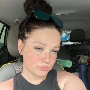 Meet your Posher, Isabel